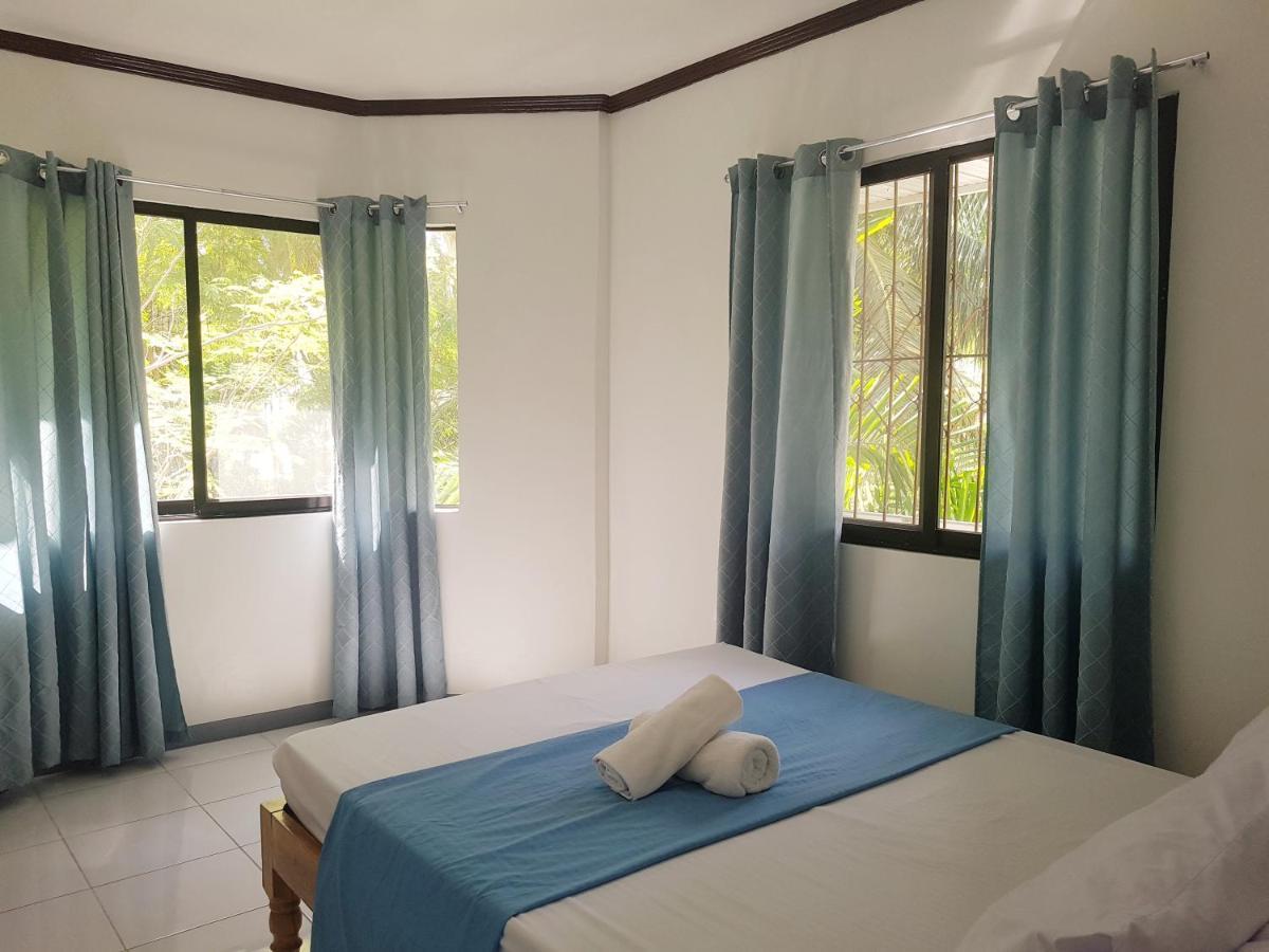 Yayay Siargao General Luna (Surigao del Norte)